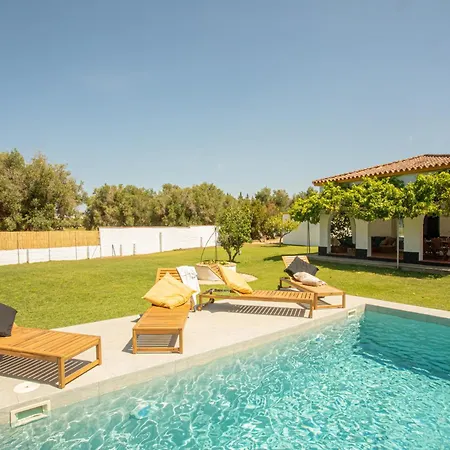 Villa Jardines Fenicios Luxurious And Spacious Novo Sancti Petri